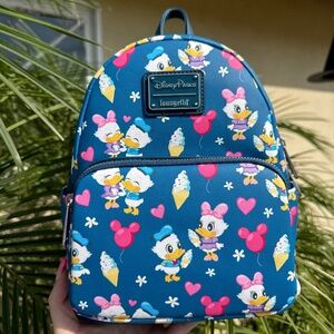 BRAND NEW DISNEY LOUNGEFLY BACK PACK